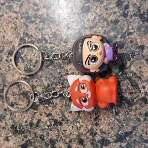 Turning Red Disney Doorable keychains